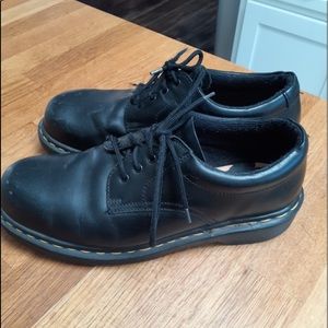 Shoes Doc Martins size 8